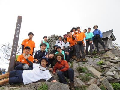 競技後の登山　四阿山山頂